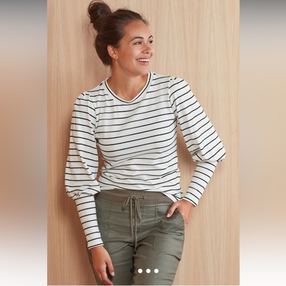 Evereve Tops - Evereve & LA Made | Aames Striped Top Size S EUC